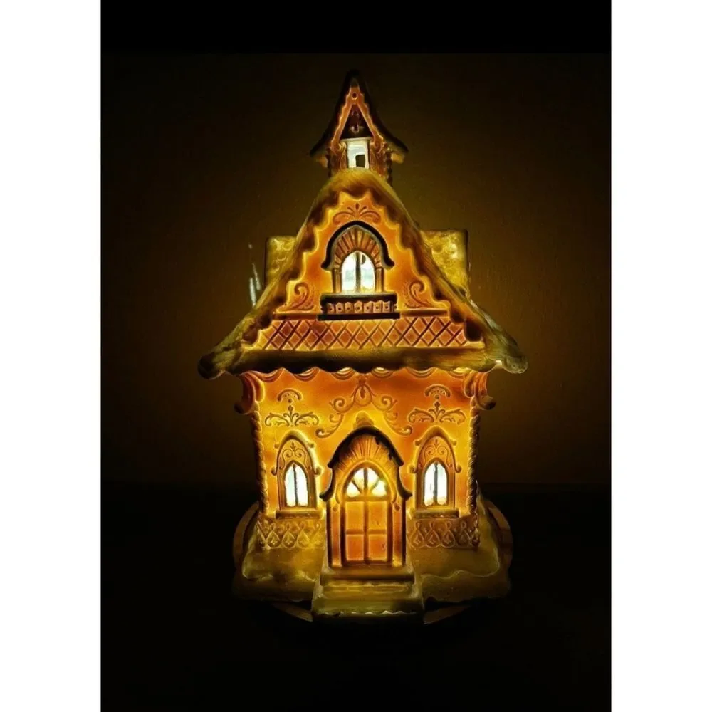 Christmas Gingerbread House 13